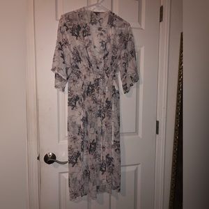 Beautiful Sheer Kimono Sz. S
